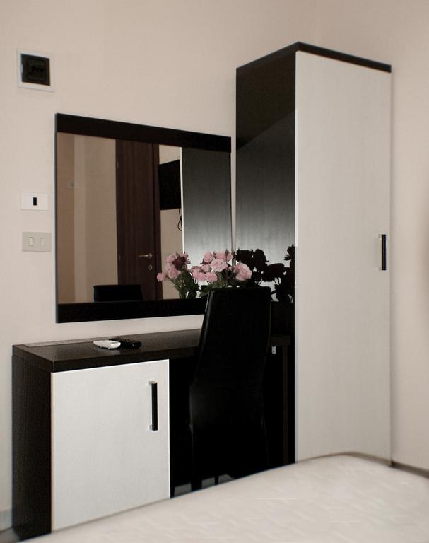 Premier Cavour Rome Room photo